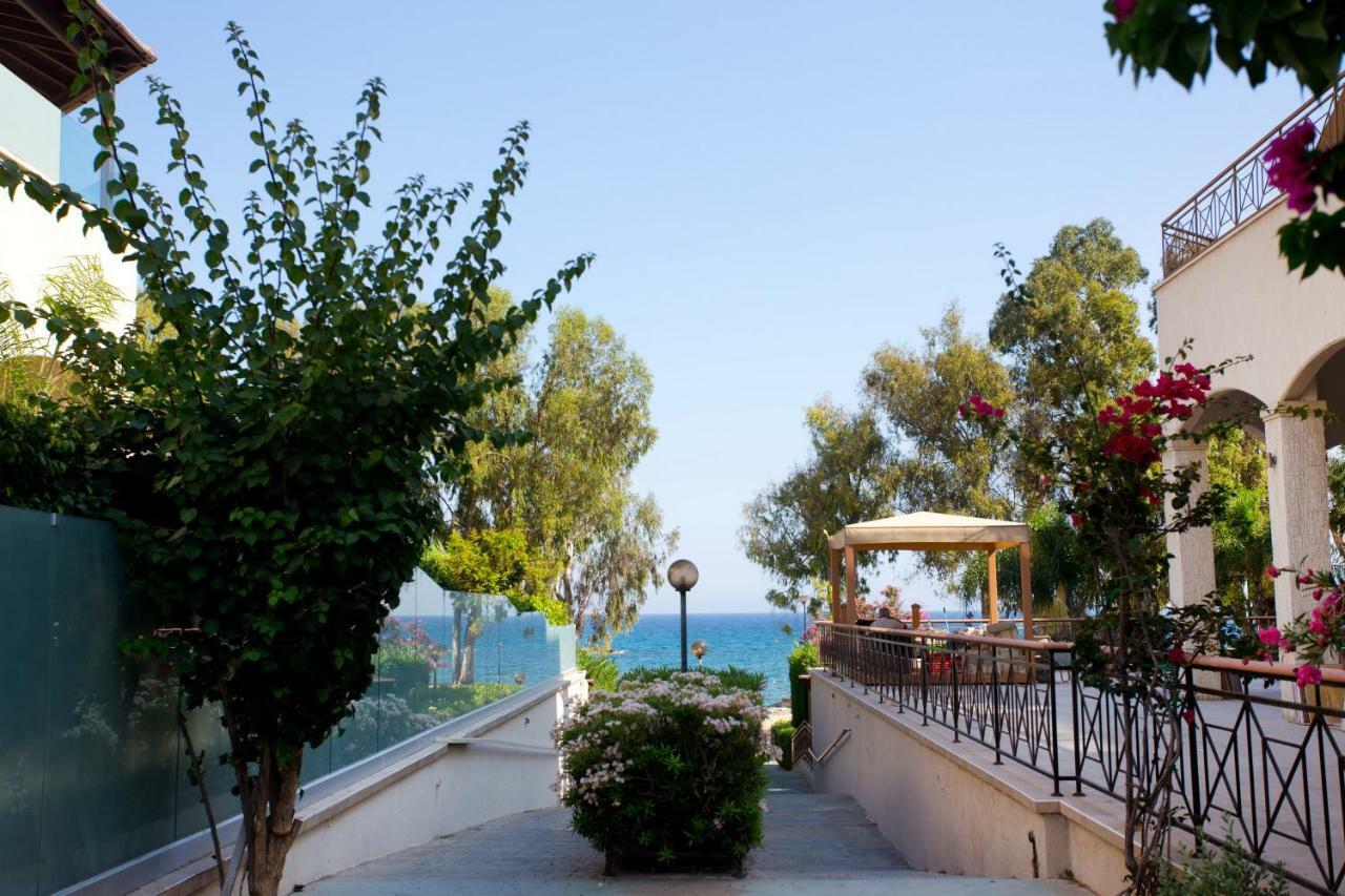 Galatex Beach Living By Trulycyprus Limassol Exterior photo